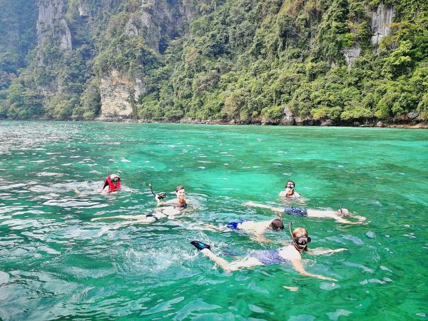 Phi Phi & Krabi 4 Island Early Bird Speedboat Tour