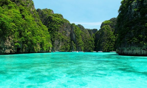 Phi Phi & Krabi 4 Island Early Bird Speedboat Tour