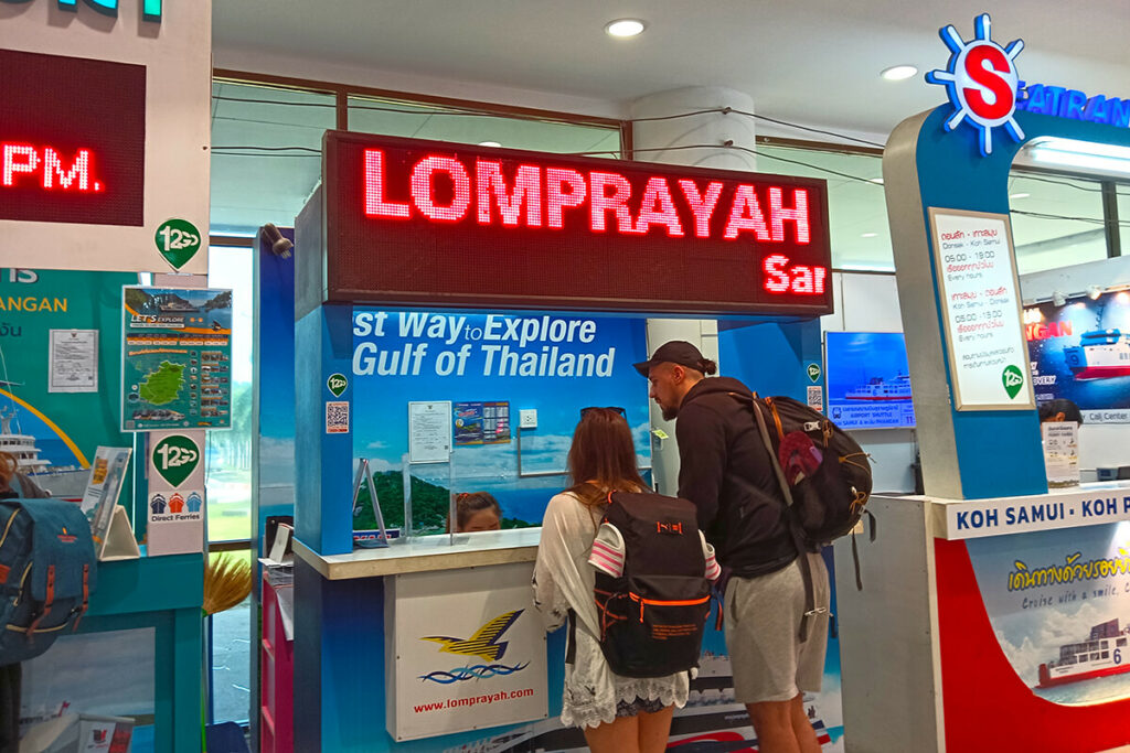 Lompraya Ferry Counter