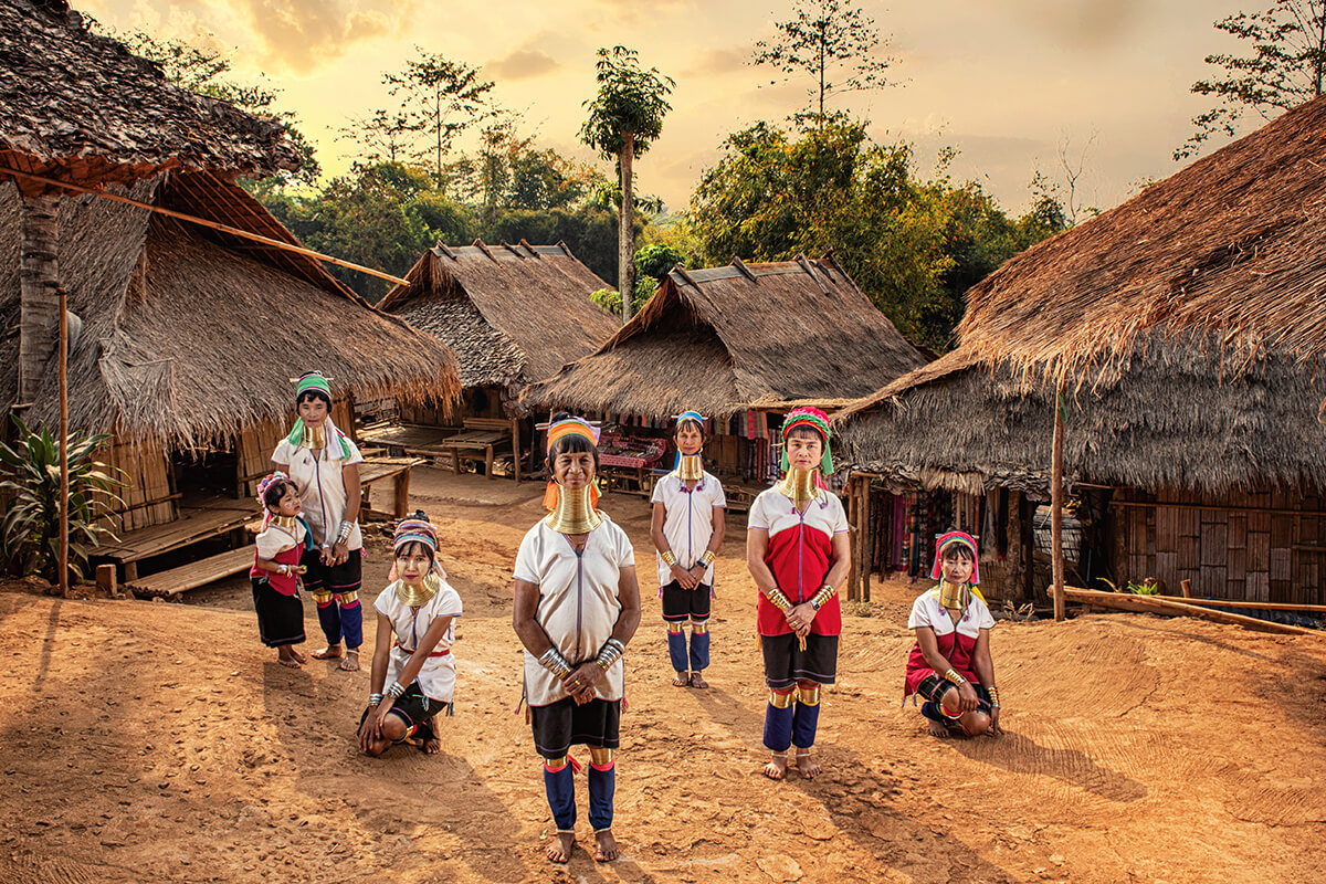 Long Neck Village Ban Huay Sua Tao