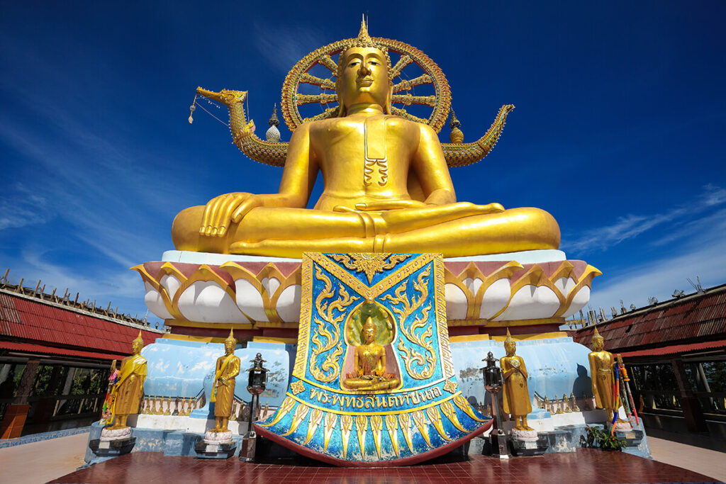 Big Buddha Temple (Wat Phra Yai)