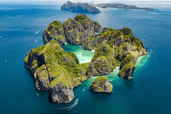 Luxury Yacht DJ Floating Tour Phuket - Image 4